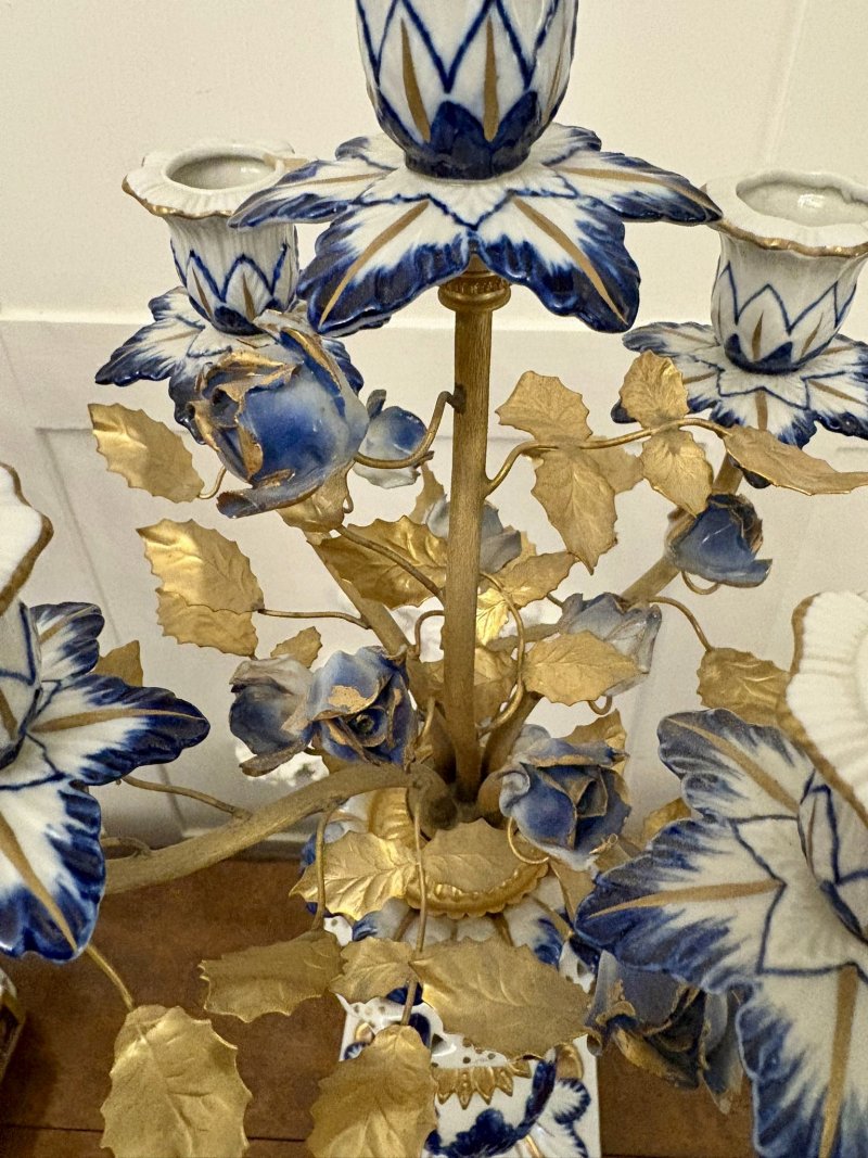 Outstanding Quality Large Antique Victorian French Porcelain and Gilded Metal Clock Set - Image 19